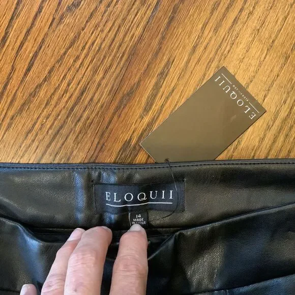 NEW ELOQUII Women's Black Faux‎ Leather Flare Leg Pants Sz 14 NWT - Picture 2 of 11